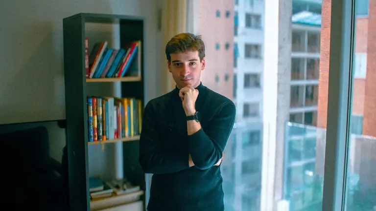 Argentino crea "empleados digitales" con inteligencia artificial: ya lo contrataron más de 200 empresas