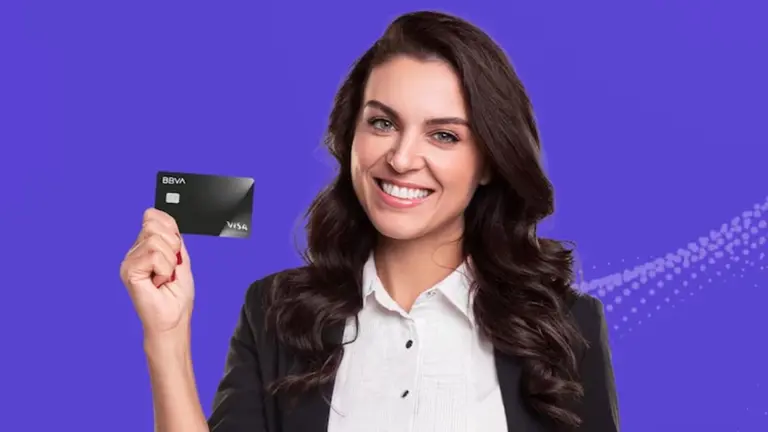Cuánto hay que pagar de tarjeta en el BBVA para que te bonifiquen la de crédito Black