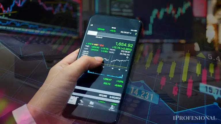 Acciones de este coloso tecnológico vuelan y los gurúes financieros aseguran que aún es momento de comprar