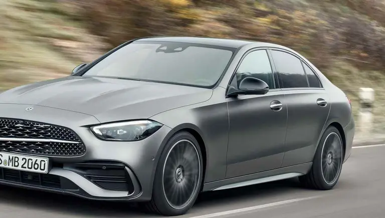 Una automotriz lanza bicicletas y motorhomes fabricados en Argentina