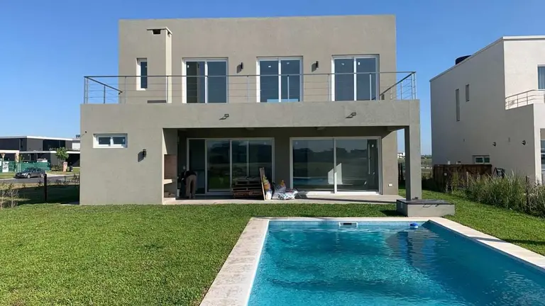 ¿Conviene comprar una casa a estrenar o lanzarse a construir?: este es el veredicto de expertos del sector