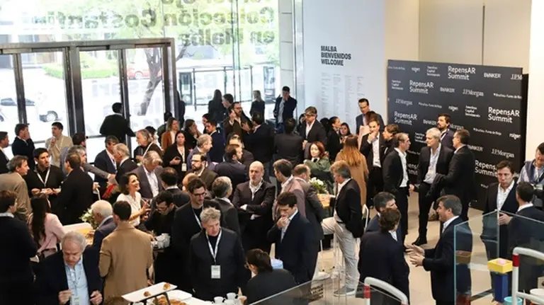 Los "dueños" del dinero analizan la Argentina post electoral y el futuro de las inversiones