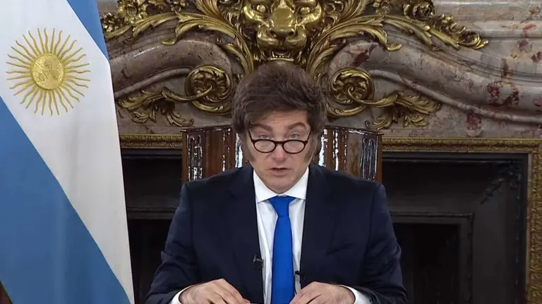 Milei volvió a pedir una reforma laboral: las cinco claves y la nueva forma de contratación que avanza