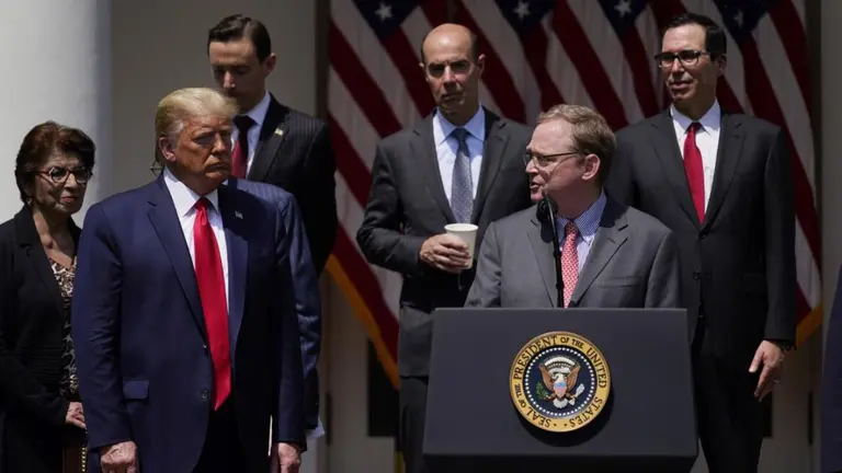 Candidato de Trump para asumir en la Fed también respaldó a Milei: "Tiene muestro 100% de apoyo"