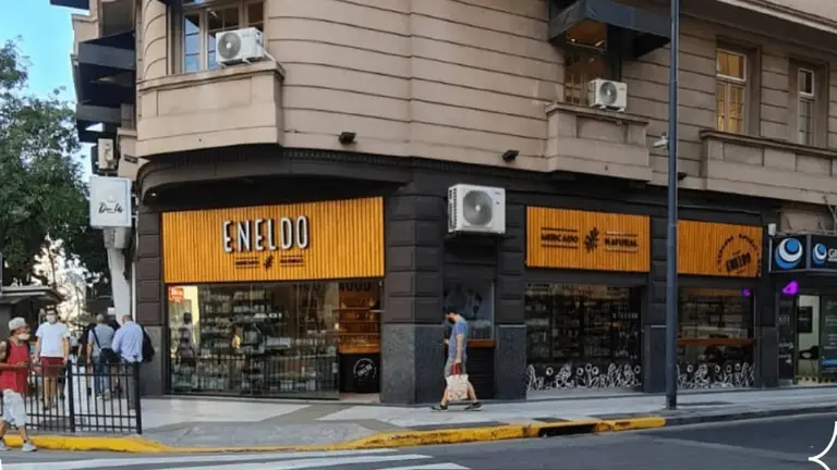 ¿Cuánto cuesta abrir una franquicia de Eneldo Mercado Natural y qué rentabilidad ofrece?