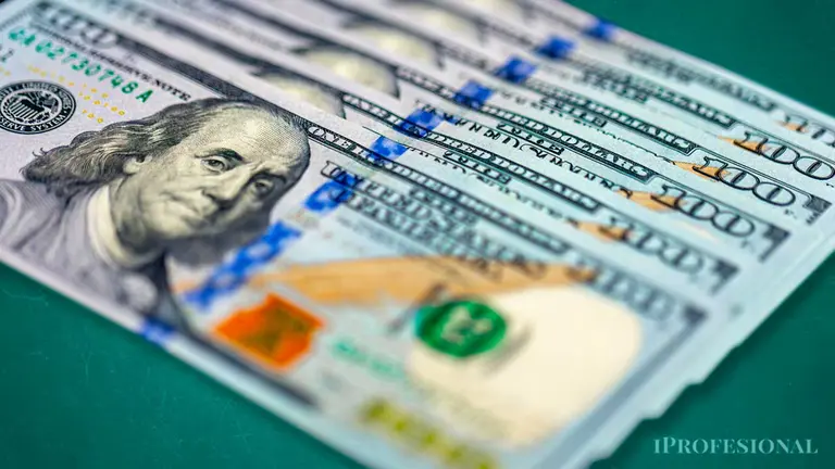 Dólar estable: cuál es la jugada de fin de año que vuelve a tentar a la City