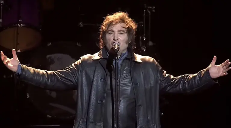 VIDEO | Así cantó Milei covers de rock nacional con Lilia Lemoine y Bertie Benegas Lynch en la banda