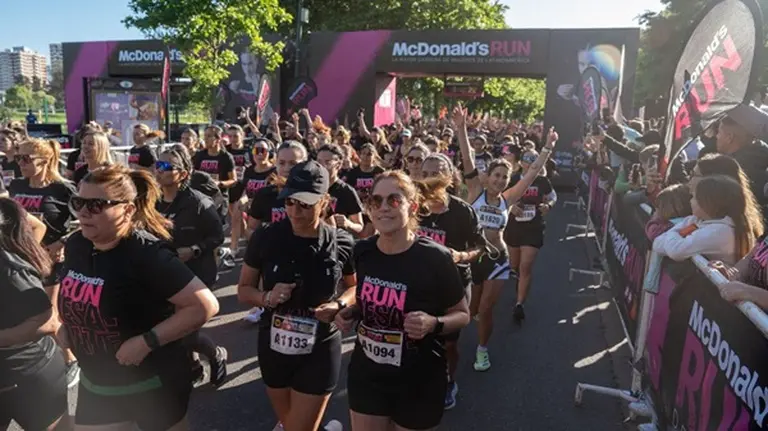 Más de 5000 mujeres corrieron la McDonald’s Run en San Isidro