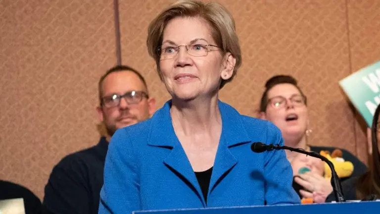 La Senadora de EEUU que Bessent comparó con Evita dobló la apuesta con una carta a bancos