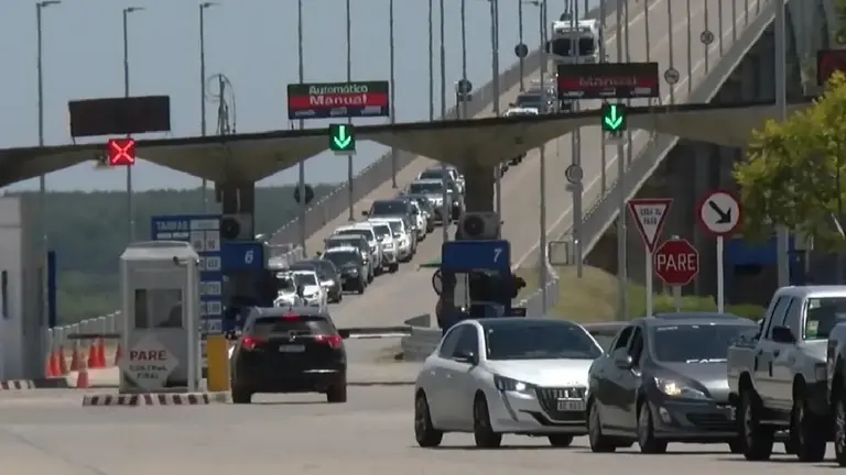 La forma más práctica de cruzar a Uruguay en auto desde Buenos Aires