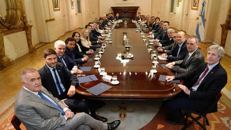 Milei se reunió con gobernadores para buscar acuerdos y avanzar con las reformas