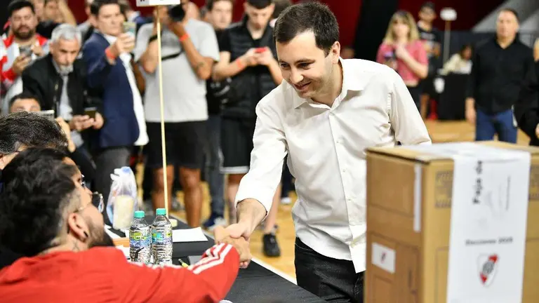 Stéfano Di Carlo ganó las elecciones de River: hubo participación récord