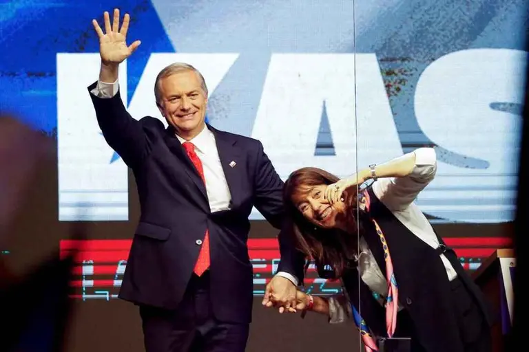 La irrupción de la derecha en Chile deja a Kast cerca de la presidencia, según el Financial Times