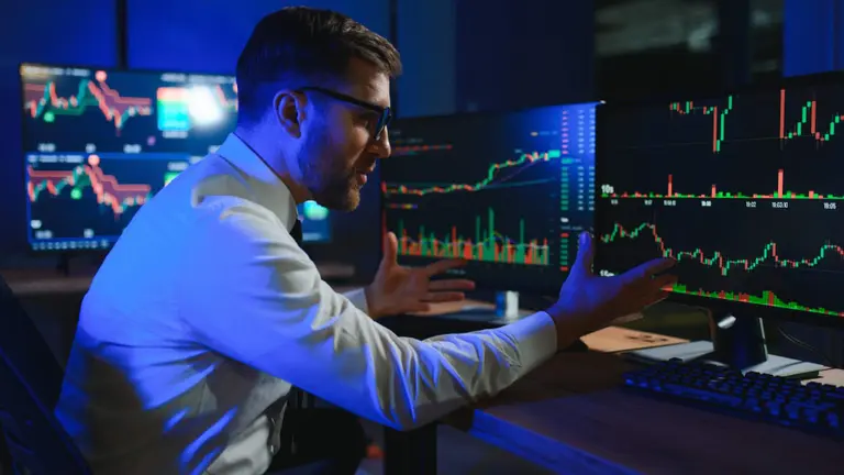 Bitcoin no encuentra piso: cae por debajo de u$s62.000 y ya perdió más del 50% desde sus máximos de 2025
