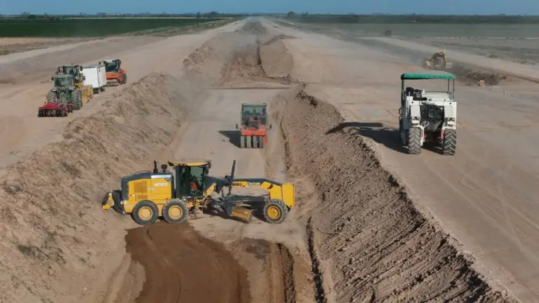 Arrancó la obra de la autopista que una provincia decidió terminar tras abandono de Nación