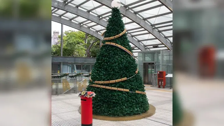 Santa Claus in the subway: at which stop and at what times can the little ones take photos?