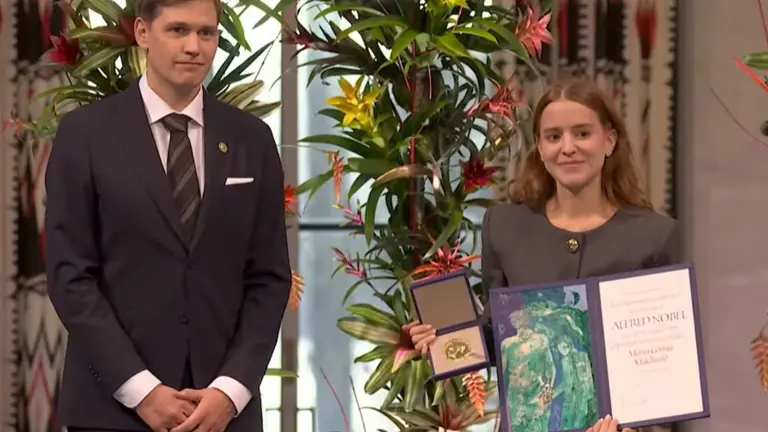 Corina Machado viajó a Oslo pero no fue a recibir el Premio Nobel de la Paz: en su lugar estuvo su hija