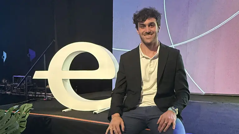 Es puntano y creó una herramienta para acabar con el desorden administrativo de los comercios usando IA