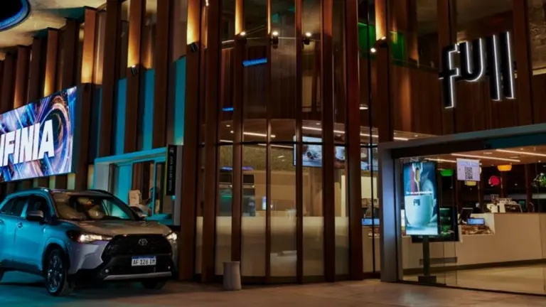 McDonald's, Farmacity y un chef Michelin: la revolución de las estaciones YPF