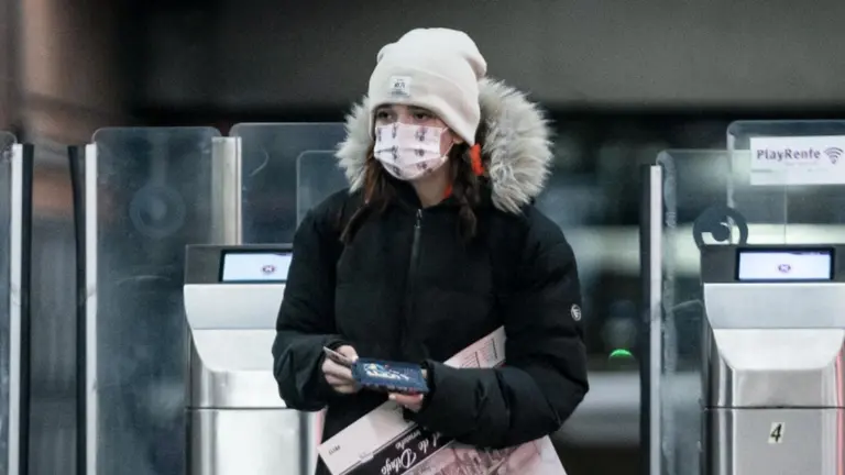 Alerta por la "súper gripo H3N2 que golpea a Europa: cuándo puede llegar a Argentina