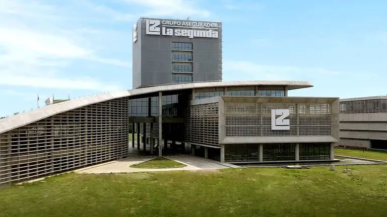 Del pagaré verde a las pólizas para paneles solares, el plan a 4 años de una cooperativa de seguros