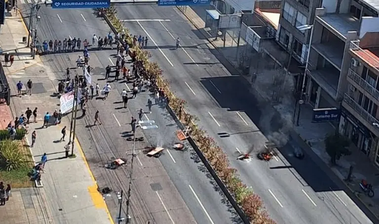 Protesta en Lanús