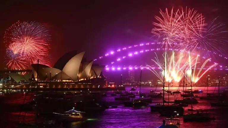 Este es el país que brinda primero y el que llega último en Año Nuevo
