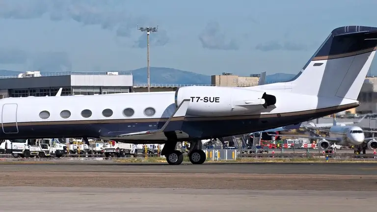 Los millonarios pagos de la empresa de Faroni a la firma del avión en el que voló "Chiqui" Tapia