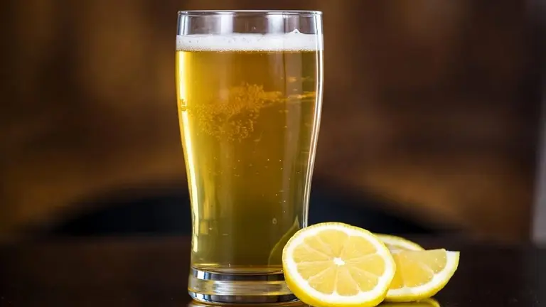 Una de las marcas de cerveza líderes del mercado argentino busca levantar ventas con un sabor inédito