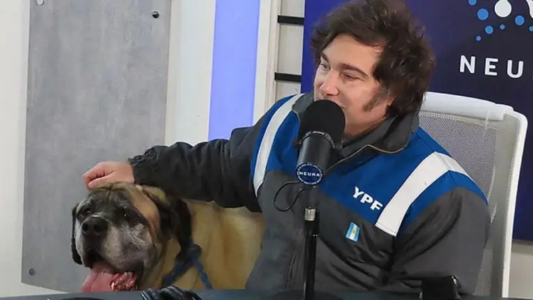 Javier Milei transformó a la ropa de trabajo de Vaca Muerta en un inesperado negocio