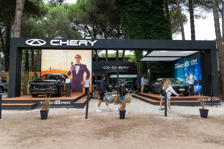 Cartel de Tiggo Chery