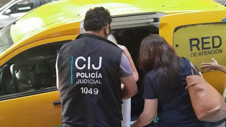 Precedente clave: desalojaron a una mujer que dejó de pagar el alquiler y se negaba a abandonar el inmueble