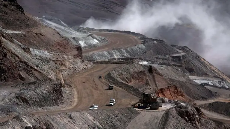 Un gigante del acero mundial desembarca en la minería Argentina con la exploración y explotación de yacimientos