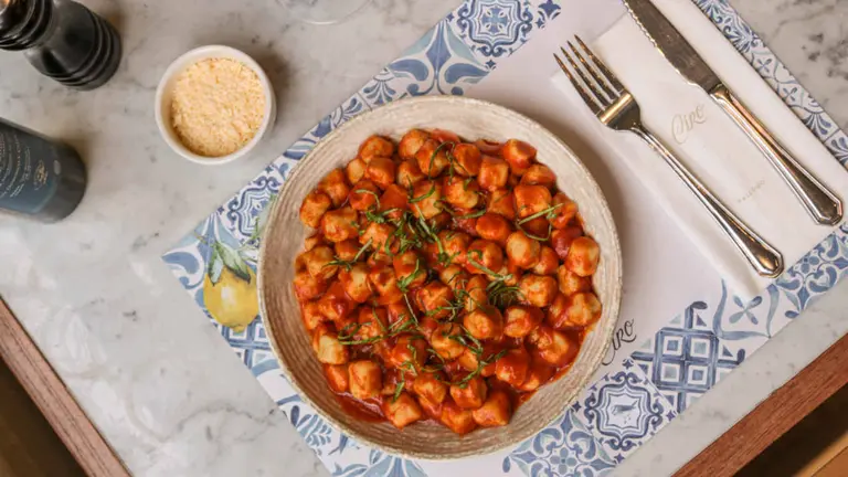 Ñoquis del 29: tradición, superstición y restaurantes para celebrarla