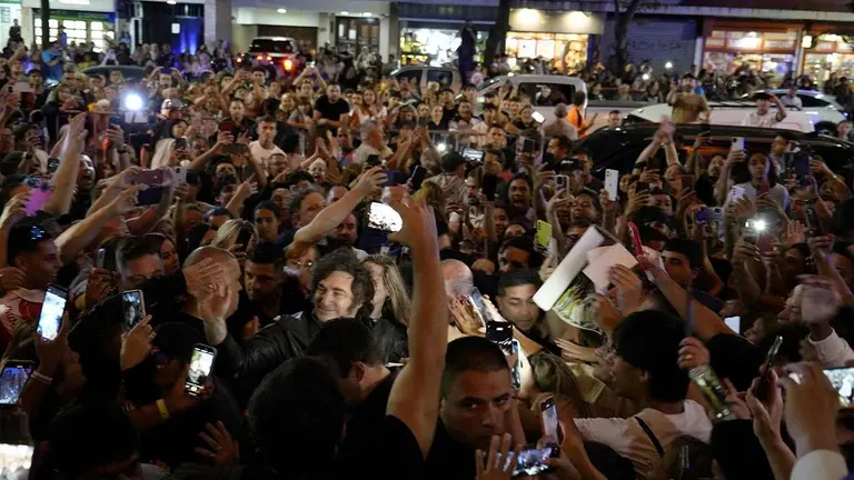 Milei habló en Mar del Plata, en medio de una multitud: "Vamos a tener leyes de países razonables"