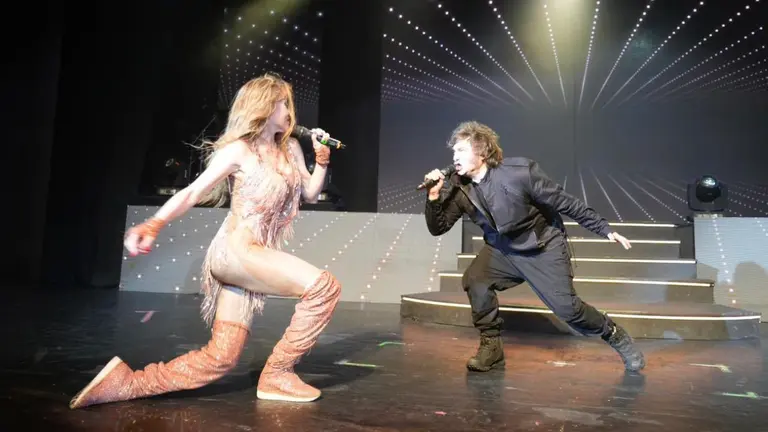 Milei cantó con Fátima Florez y habló en la Derecha Fest: "Hay que defender la batalla cultural"