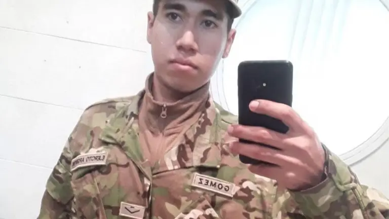 El soldado que se suicidó en la Quinta de Olivos era extorsionado por una banda que operaba en una app de citas