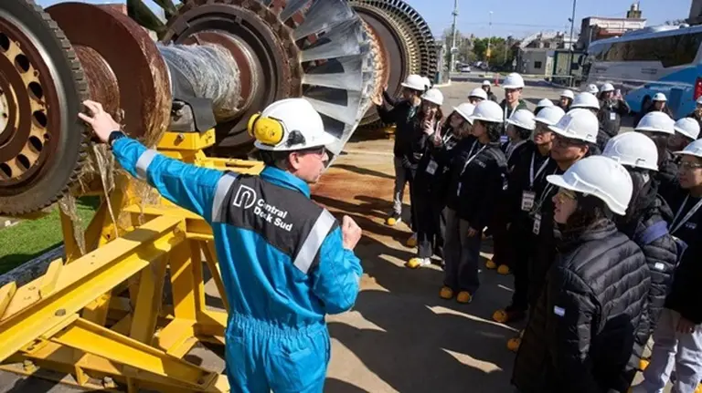 Becas Fundación YPF 2026: cómo inscribirse y quiénes pueden postularse