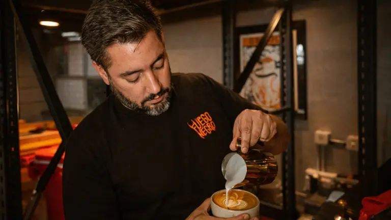 No sabían ni hacer un espresso, pero construyeron una de las mejores cafeterías del mundo