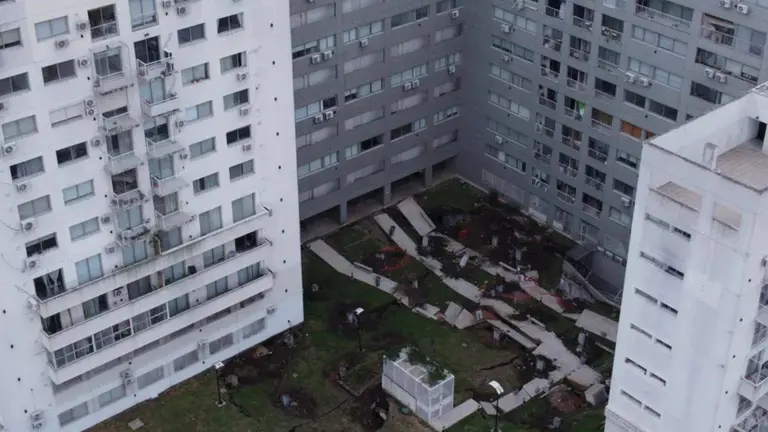 El video del día en que Alberto Fernández entregó el edificio del Procrear que sufrió el derrumbe
