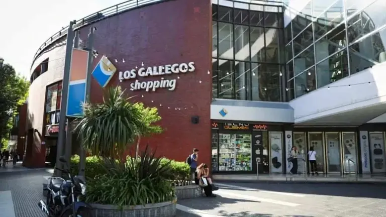 Se vende el Shopping Los Gallegos: el sindicato denuncia despidos y 250 empleos en riesgo