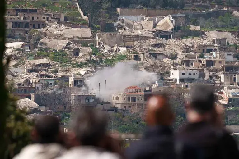 Segundo ataque de Israel en el centro de Beirut tras la muerte de cuatro comandantes iraníes