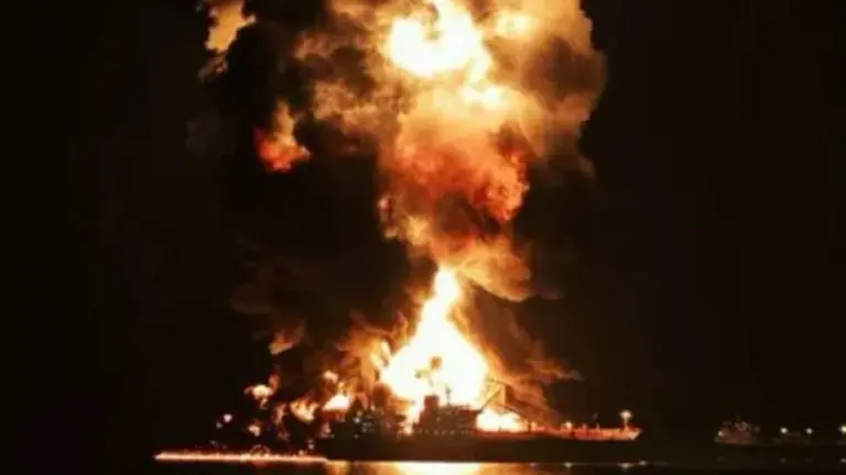 Bombardearon dos buques petroleros en aguas iraquíes y el barril volvió a los u$s100