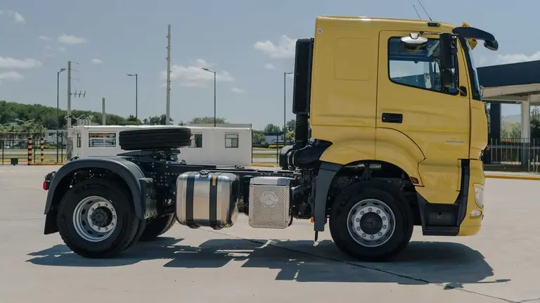 Un camión extrapesado de una marca líder volvió al mercado