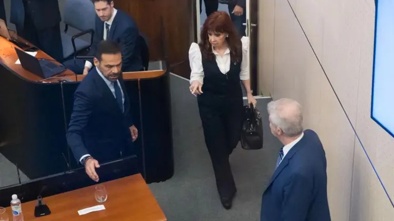 Cuadernos: Cristina Kirchner explotó en su indagatoria y denunció "prácticas mafiosas" por parte de la Justicia
