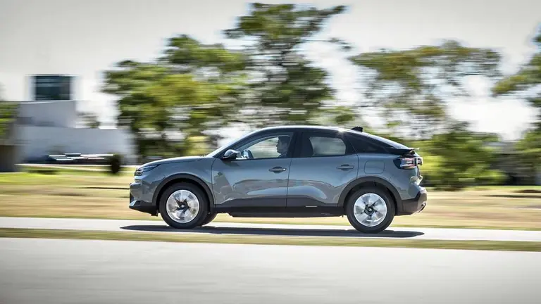 Ya tiene precio el auto de Citroën que volvió renovado y con motor híbrido