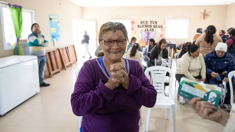 Aunque no lo creas, 13 tapitas de gaseosas pueden devolverle la vista a cientos de personas y tu ayuda es clave