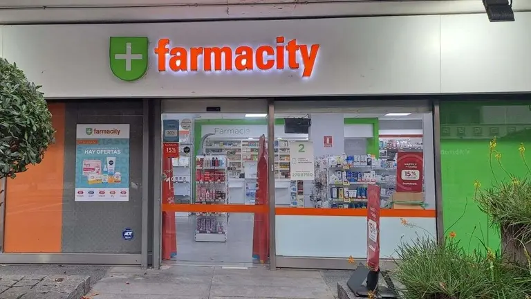 Farmacity llega a 15 farmacias en Uruguay y consolida su vocación regional