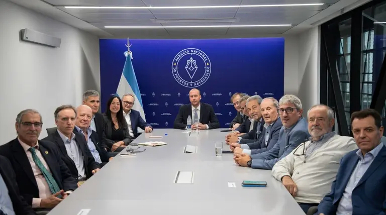 Avanza el proceso de licitación de la Hidrovía: se evaluaron las ofertas de la etapa 1