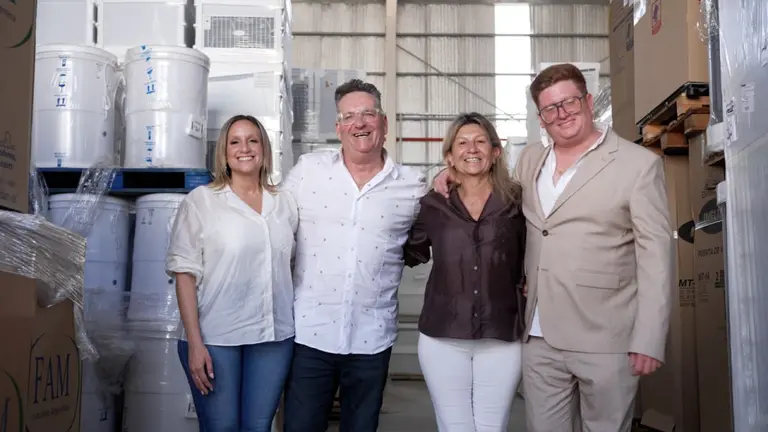 Vendía lavandina suelta, creó un imperio logístico y un infarto redefinió su rol en una empresa familiar muy exitosa